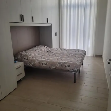 ホームステイ Comfort トリノ